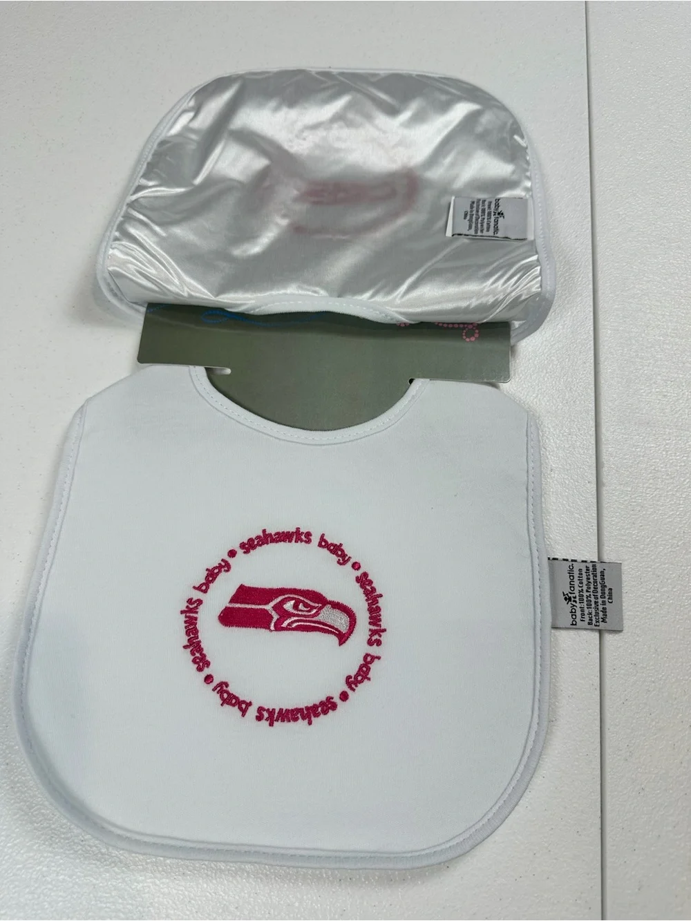 NFL White Baby Bib 2-Pack with Pink‎ Seahawks Logo